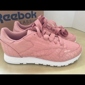 reebok classic leather crackle